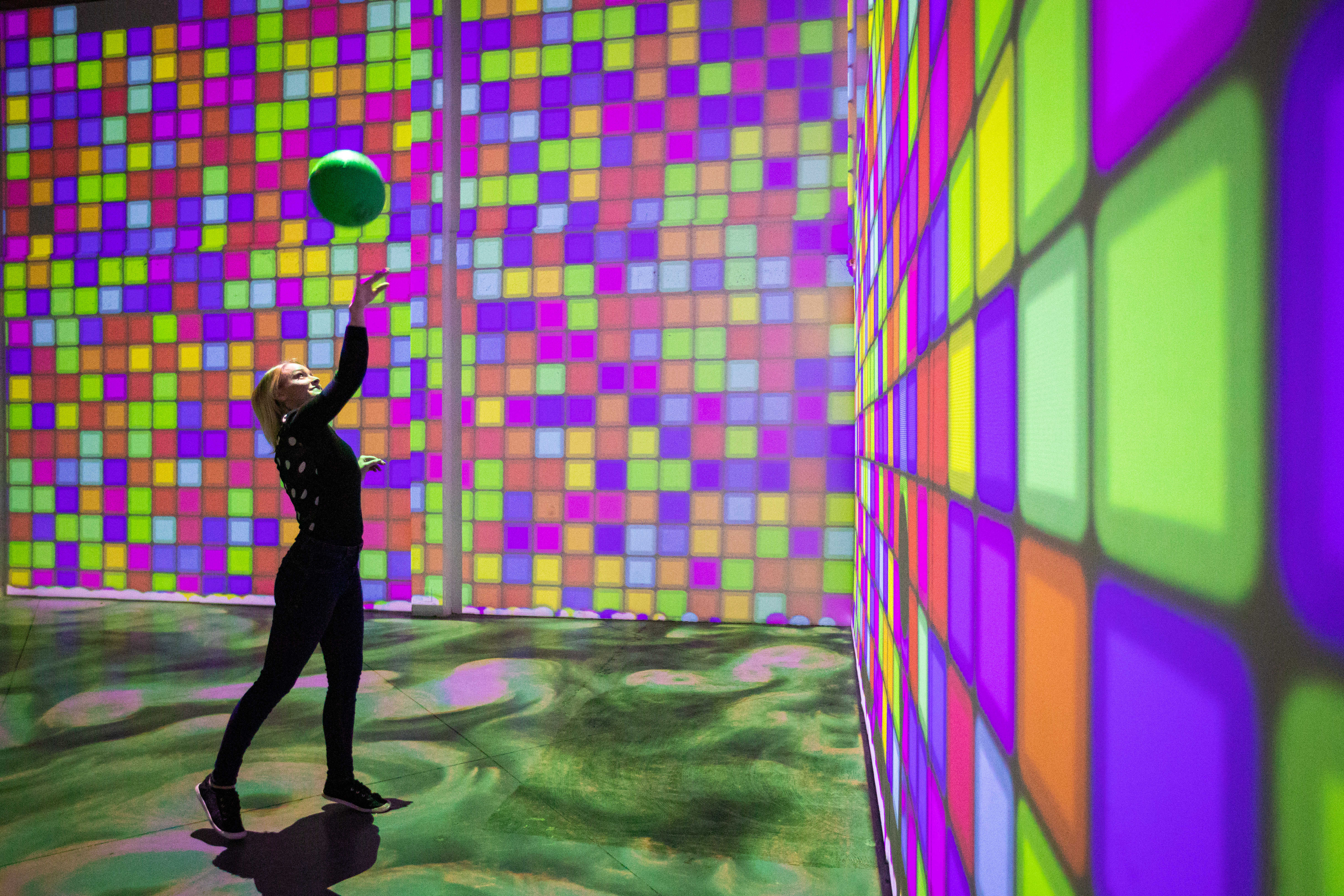 Electric Playhouse Lights & Games & Beers, Oh My! Meow Wolf